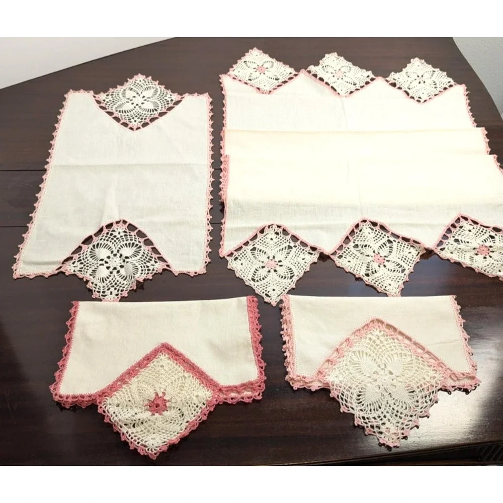 Vintage Pink Crochet Linen Table Runner Set Handmade Lace Napkins Doily 6pc
